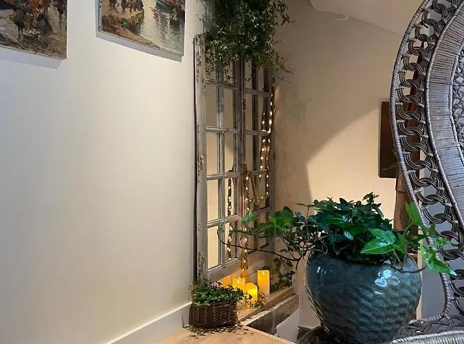 Les Maisons D'augustine, Demeure De Charme De La Cour Ste Catherine