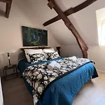 Les Maisons D'augustine, Demeure De Charme De La Cour Ste Catherine *