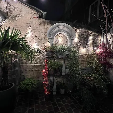 Les Maisons D'augustine, Nouvelle Demeure De La Cour Ste Catherine Сasa de vacaciones