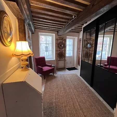 Les Maisons D'augustine, Demeure De Charme De La Cour Ste Catherine