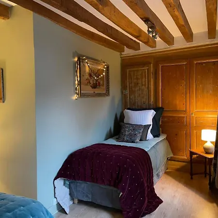 Les Maisons D'augustine, Nouvelle Demeure De La Cour Ste Catherine Hébergement de vacances *