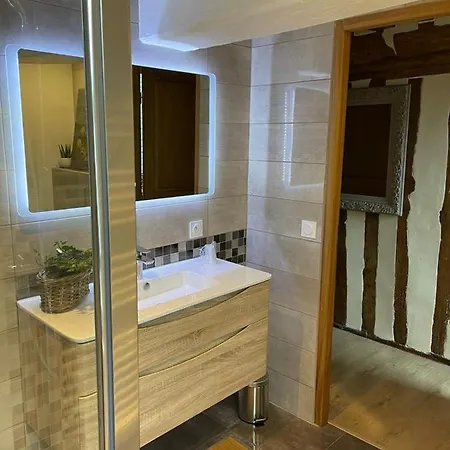 Les Maisons D'augustine, Demeure De Charme De La Cour Ste Catherine