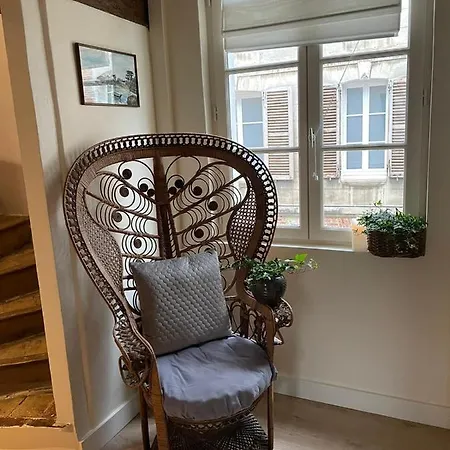 Hébergement de vacances Les Maisons D'augustine, Nouvelle Demeure De La Cour Ste Catherine