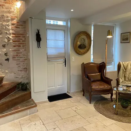 Les Maisons D'augustine, Nouvelle Demeure De La Cour Ste Catherine *