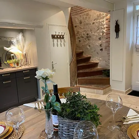 Les Maisons D'augustine, Nouvelle Demeure De La Cour Ste Catherine