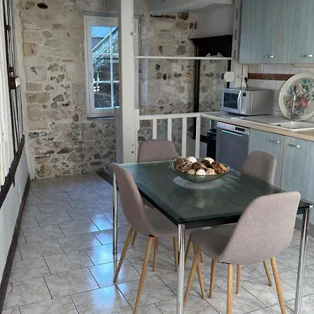 Les Maisons D'augustine, Nouvelle Demeure De La Cour Ste Catherine Hébergement de vacances