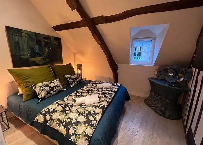 Les Maisons D'augustine, Demeure De Charme De La Cour Ste Catherine Holiday home *