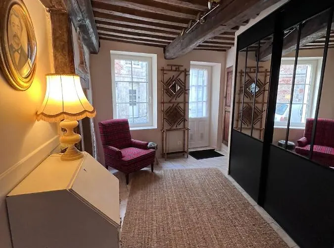 Les Maisons D'augustine, Demeure De Charme De La Cour Ste Catherine