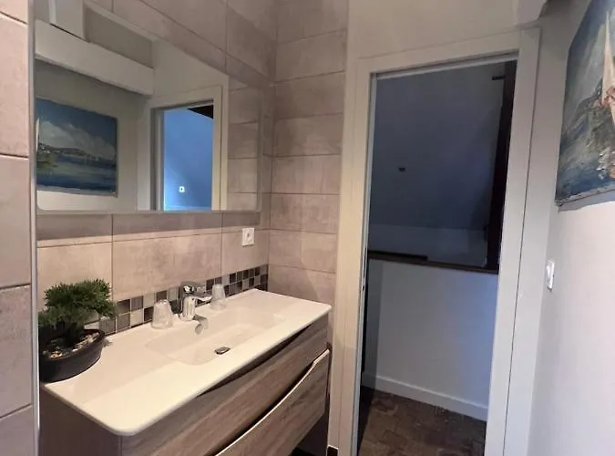 Holiday home Les Maisons D'augustine, Demeure De Charme De La Cour Ste Catherine Honfleur