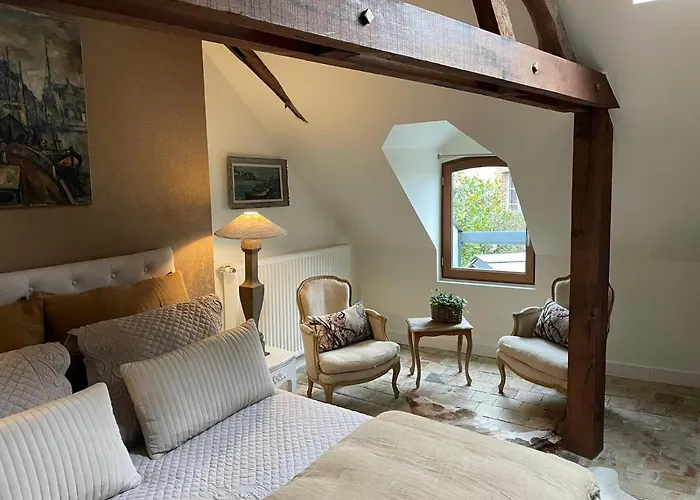 Les Maisons D'augustine, Demeure De Charme De La Cour Ste Catherine Holiday home