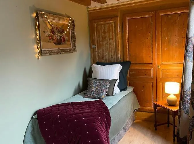 Les Maisons D'augustine, Demeure De Charme De La Cour Ste Catherine Holiday home