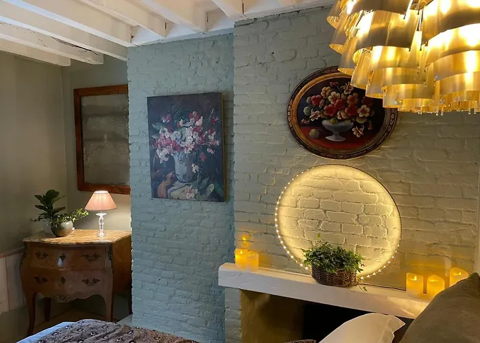 Les Maisons D'augustine, Demeure De Charme De La Cour Ste Catherine *