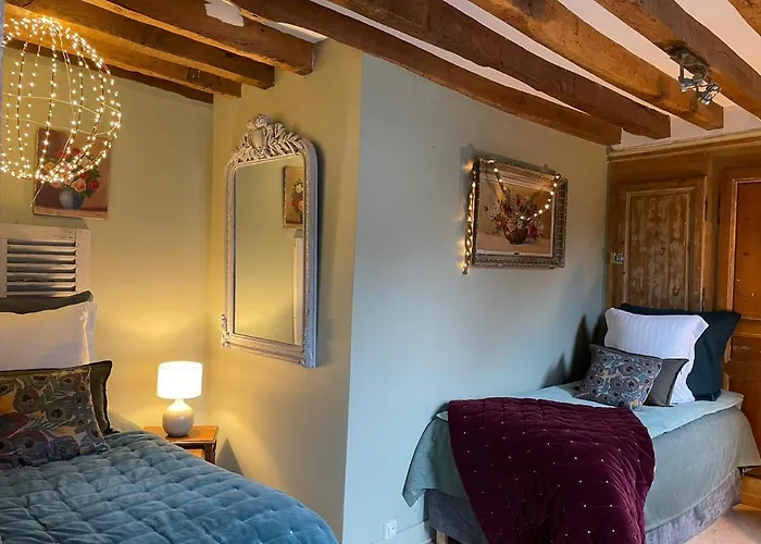 Les Maisons D'augustine, Demeure De Charme De La Cour Ste Catherine Holiday home *