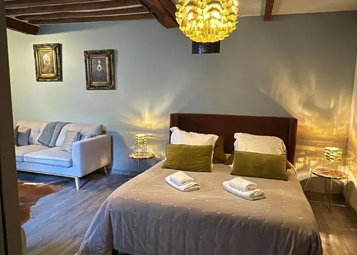 Les Maisons D'augustine, Demeure De Charme De La Cour Ste Catherine Honfleur